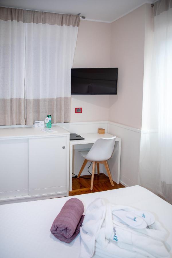 Emma 12 Hotel Рим Екстериор снимка